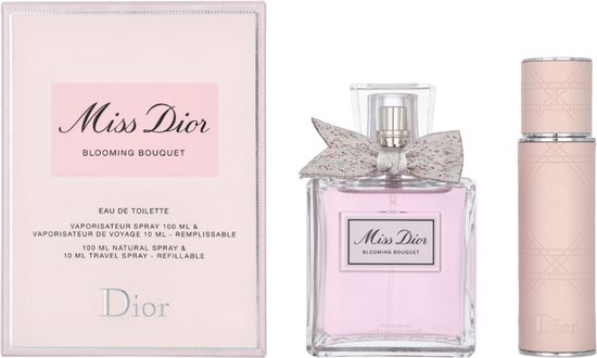 【ナラ】Miss Dior Blooming Bouquet セット Christian Dior Dior Miss Dior Blooming Bouquet Gift Set EDT 100ml