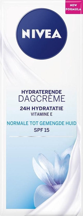 NIVEA Essentials Feuchtigkeitsspendende normale bis Mischhaut LSF 15 – 50 ml – Tagescreme