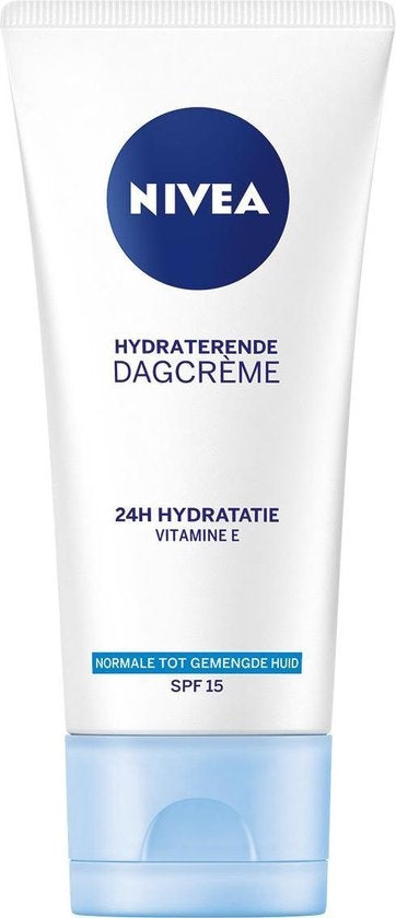 NIVEA Essentials Feuchtigkeitsspendende normale bis Mischhaut LSF 15 – 50 ml – Tagescreme