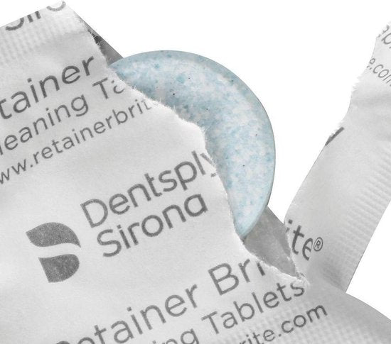 Retainer Brite Reinigungstabletten – 96 Stück – Verpackung beschädigt / Tabletten versiegelt