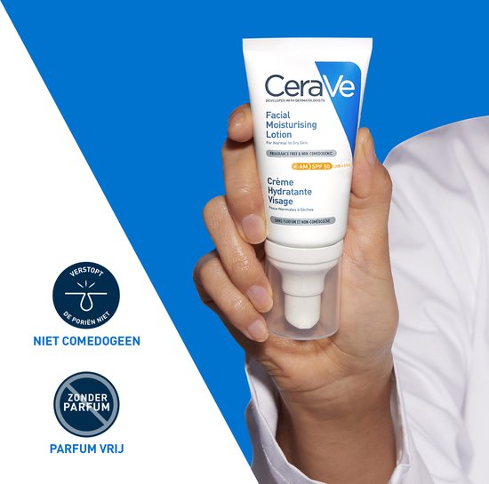 CeraVe Hydraterende Gezichtscrème SPF50 - voor Normale tot Droge Huid - 52ml - Verpakking beschadigd