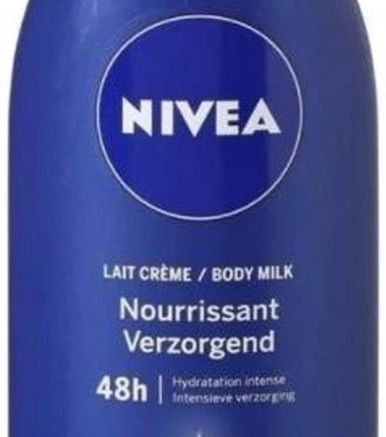 NIVEA 5-in-1 Nährende Körpermilch – Mandelöl und Vitamin E – Körpermilch mit 48 Stunden Feuchtigkeitszufuhr – 250 ml