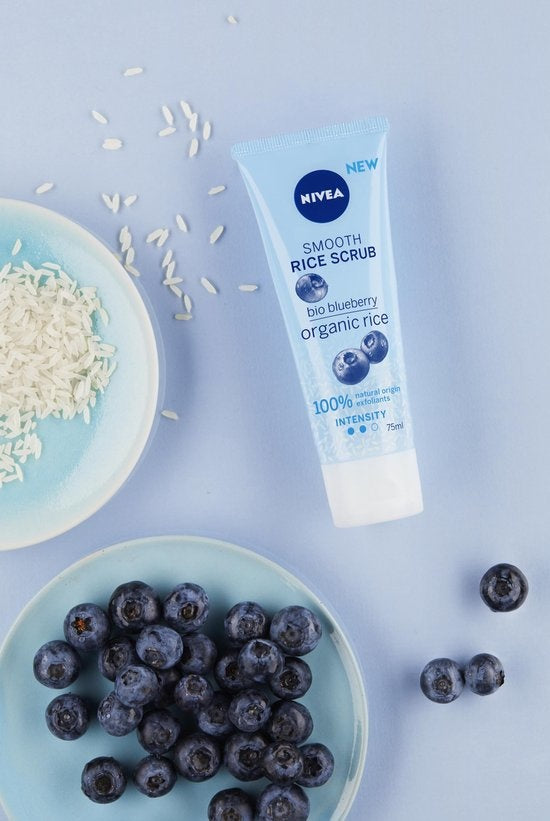 NIVEA Egaliserend Bio Rijst Scrub - Bio Blauwe Bes Normale huid - 75ml