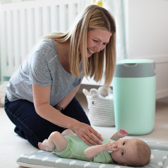 Tommee Tippee Eco-Friendly Twist &amp; Click Nappy Pail - with 1 Refill Cassette - Green