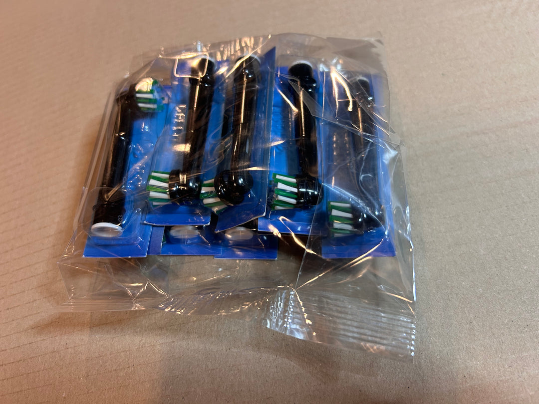 Oral-B CrossAction – Bürstenköpfe – Schwarz – 10 Stück – Beschädigte Verpackung